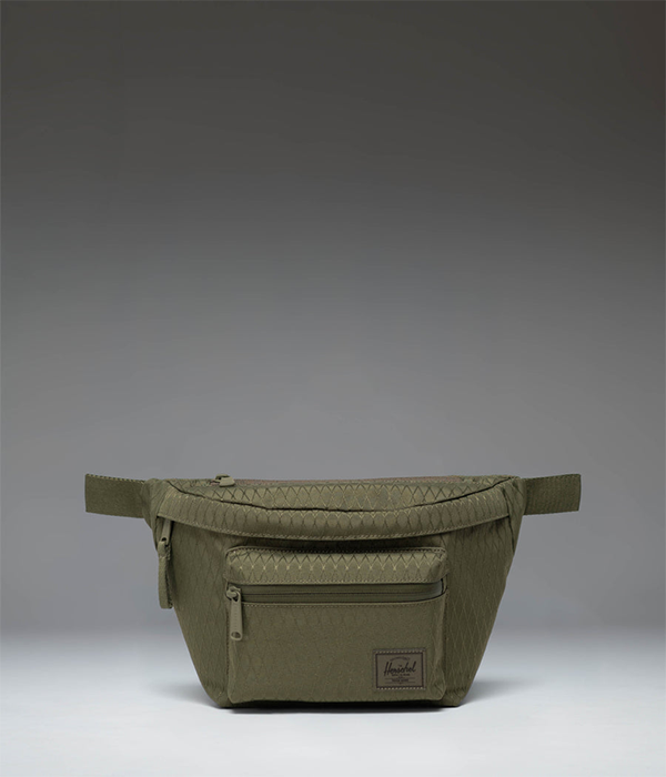 Pop Quiz Hip Pack in Ivy Green Diamond