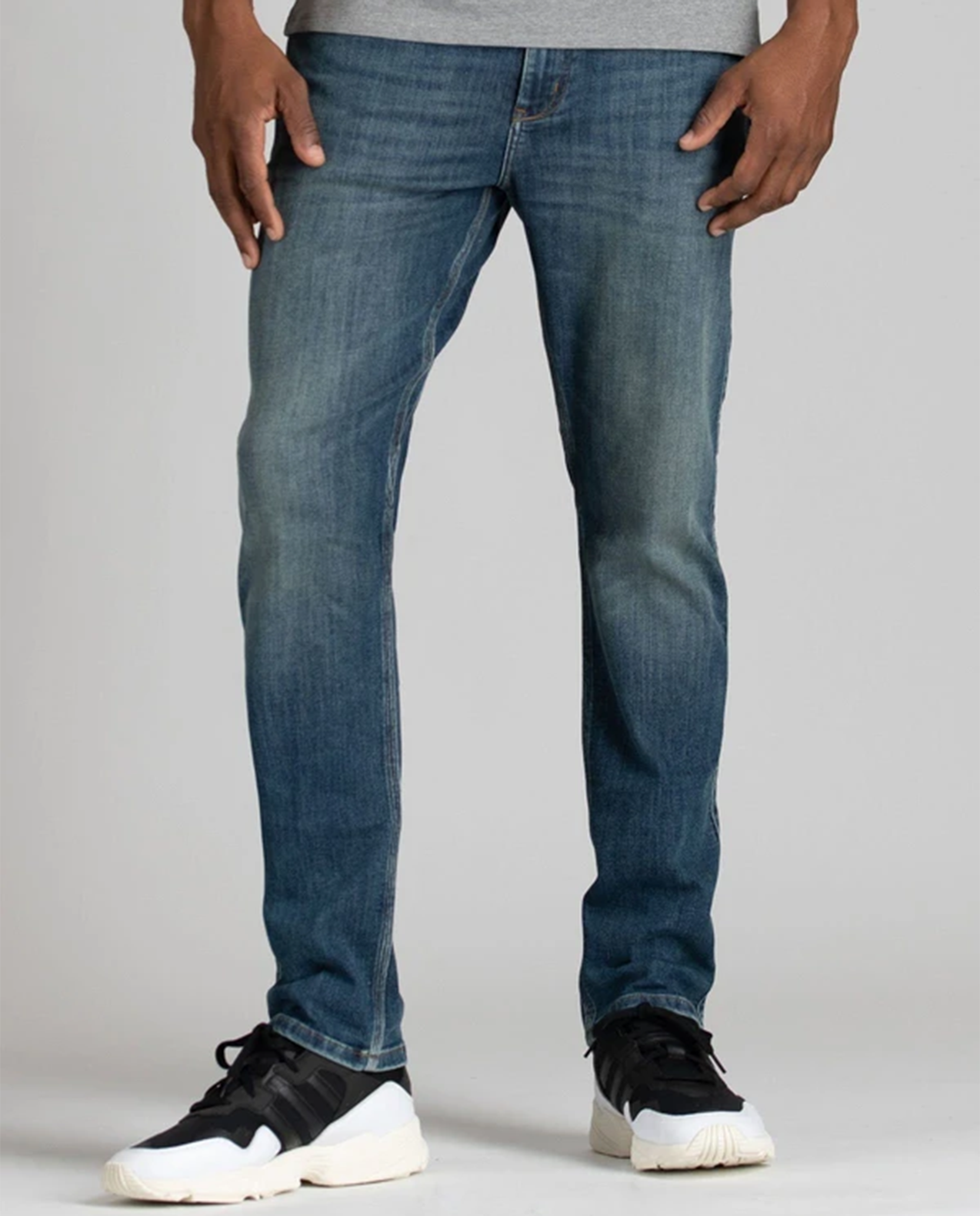 Mens Performance Denim Relaxed Taper in Galactic