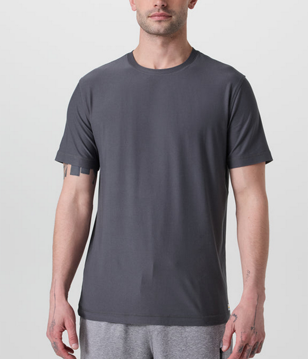 VUORI Mens Strato Tech Tee