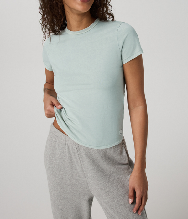 Womens S/S Feather Classic Tee - GD