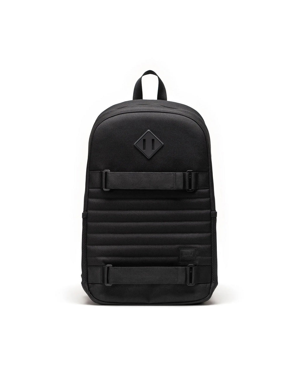 Fleet Skate Backpack in Black