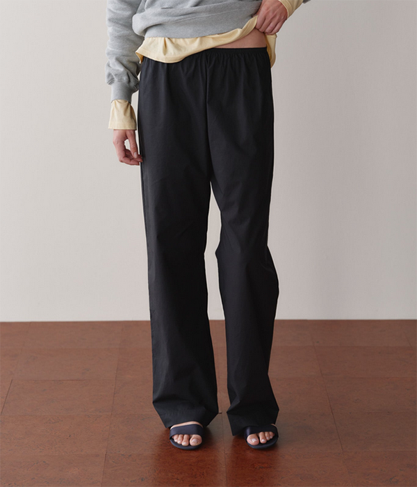 Womens Pop Simple Pant in Jet