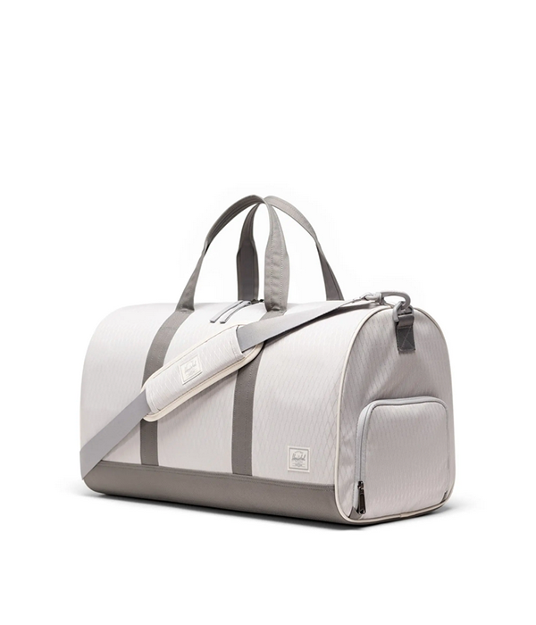 Herschel Novel Duffle in Vapor Diamond/Charcoal Gray S26