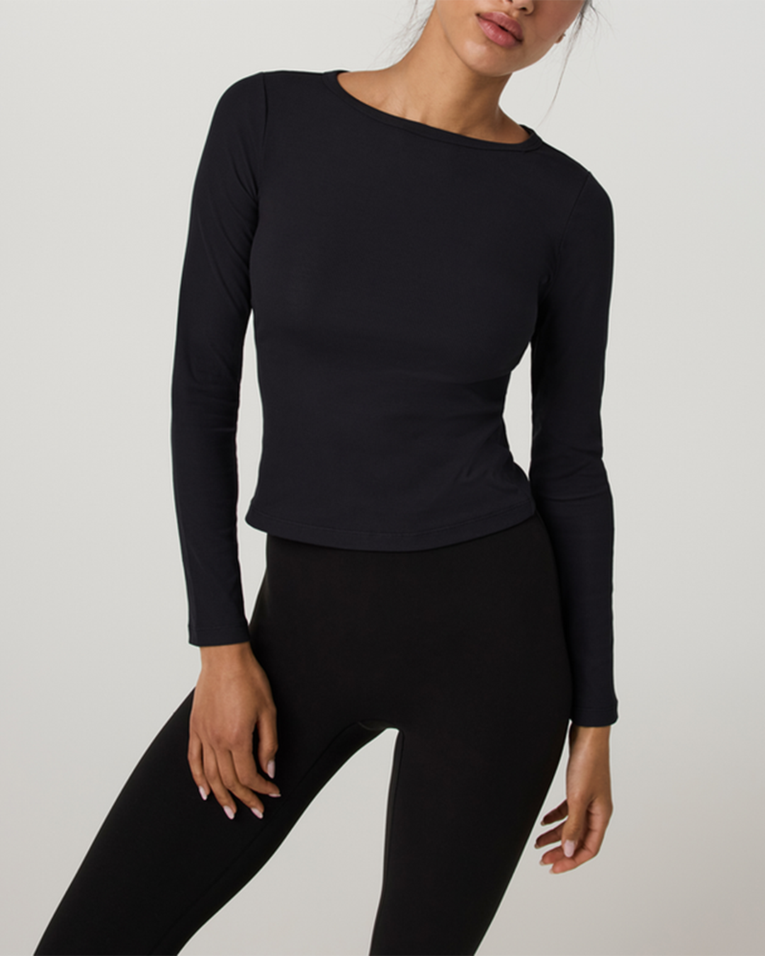 Womens L/S Pose Subtle Scoop