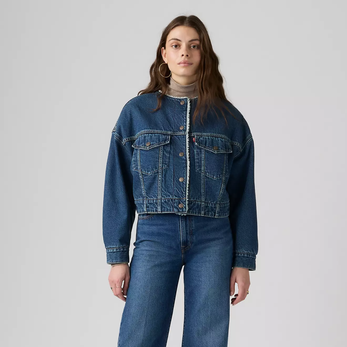 Levis Premium Womens Collarless Crop Sherpa Trucker in Rogue Rumor-Rogue Rumor - Medium Wash