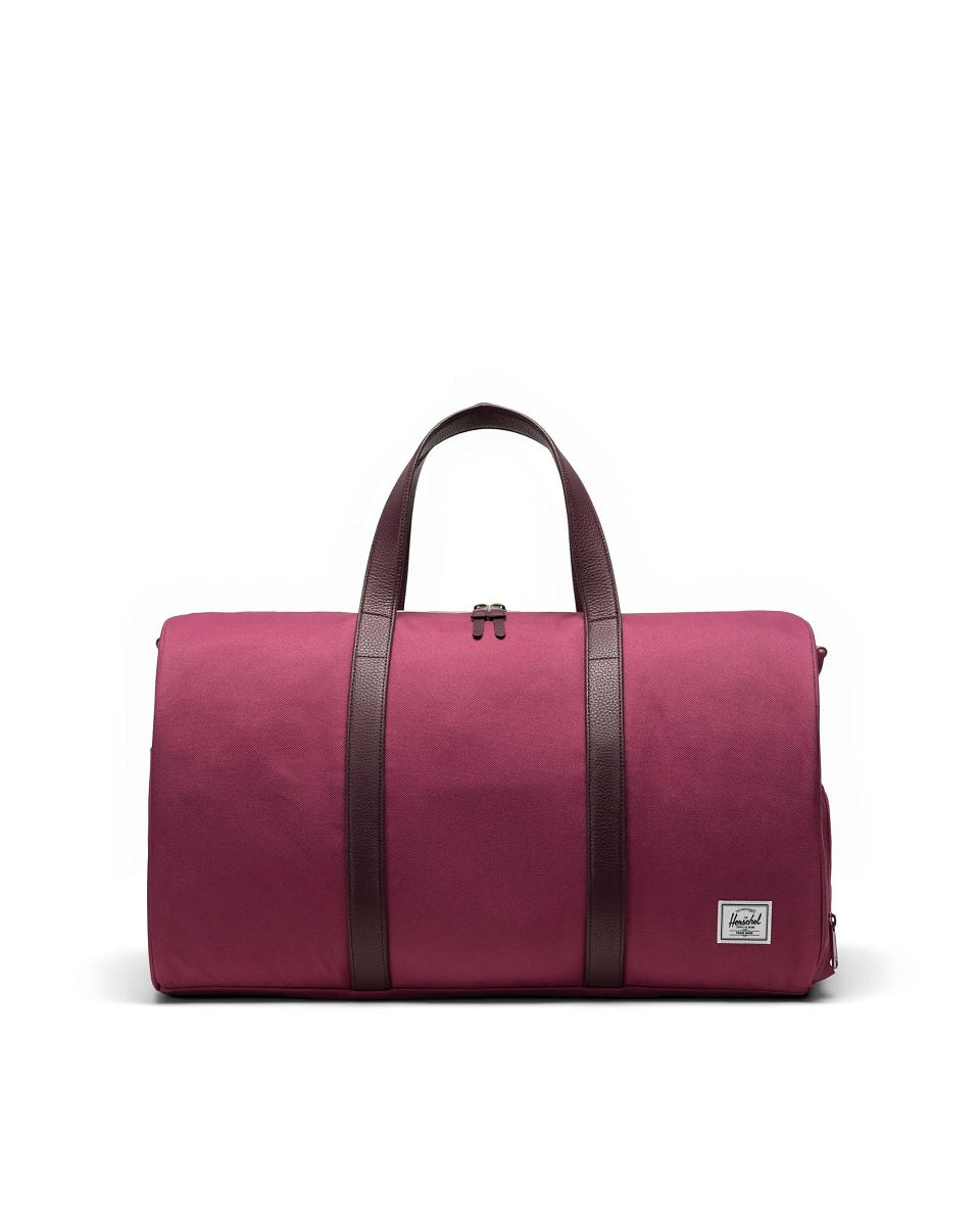 Herschel Novel Duffle in Violet Quartz