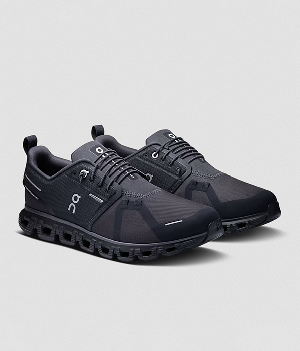 Mens Cloud 6 WP in Black | Black
