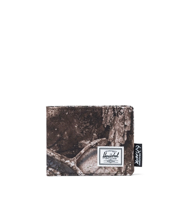 Realtree Roy Wallet in Realtree APX Camo S26