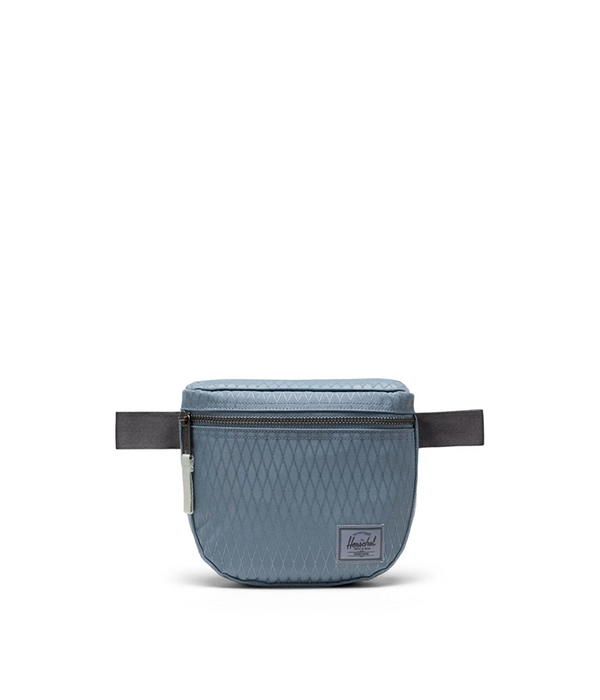 Settlement Hip Pack in Blue Mirage Diamond/Sea Storm