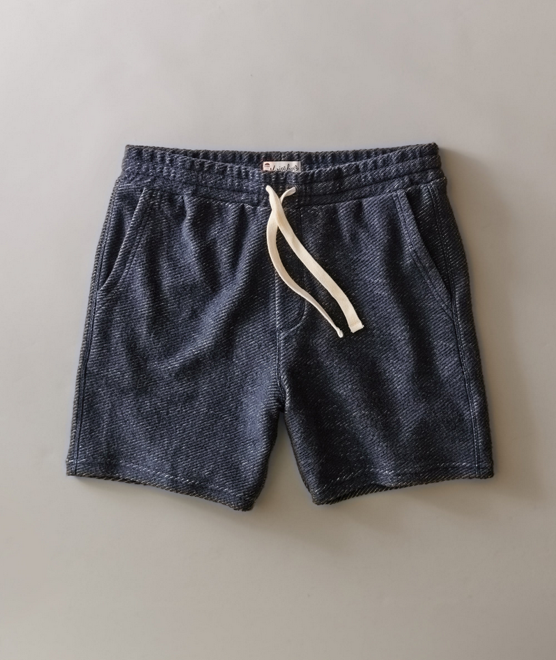 Mens Portola Beach Short 6" in Navy/White