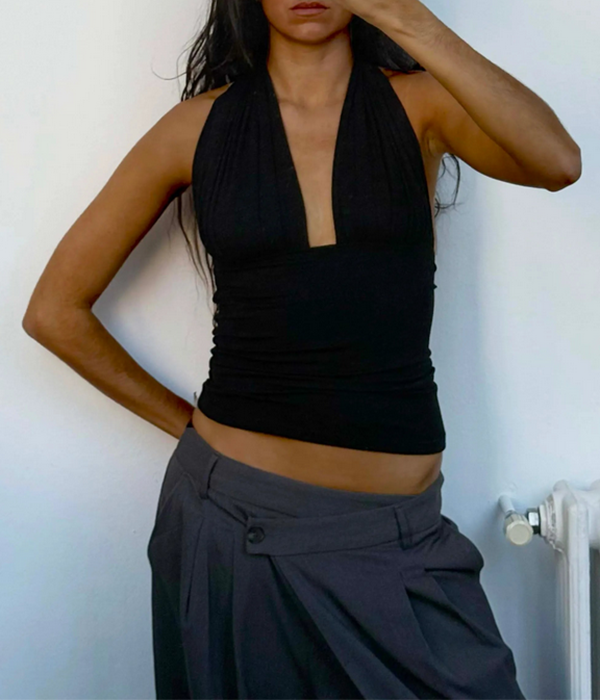 Womens Isabela Top in Black