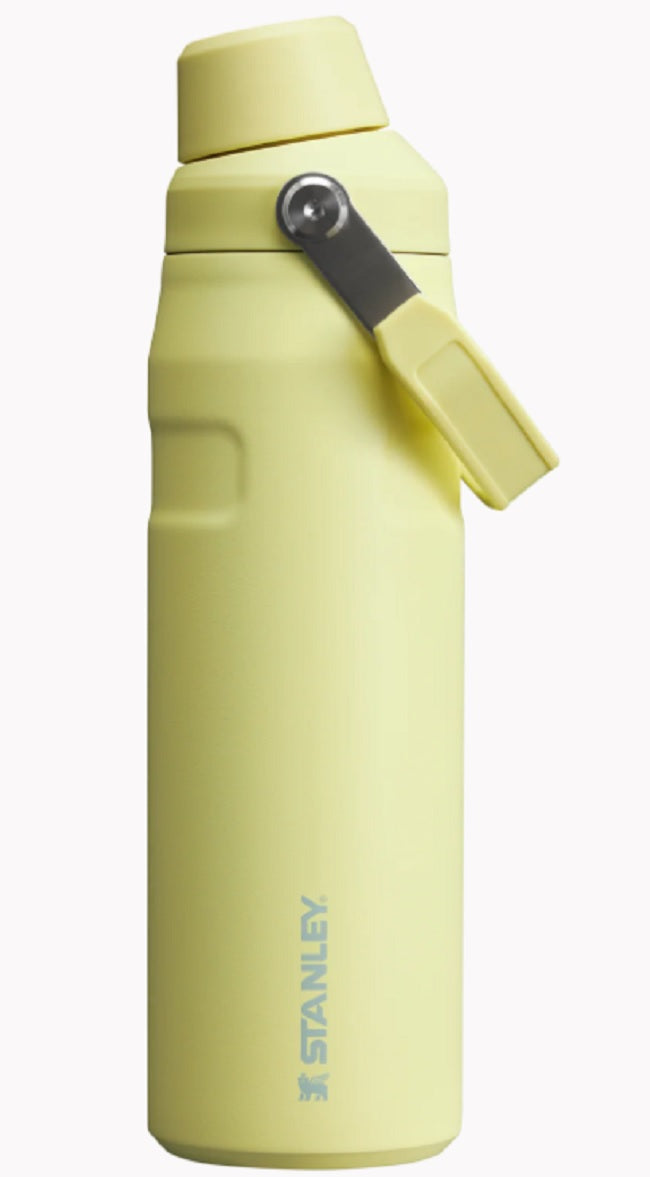 The IceFlow Aerolight Bottle Fast Flow 24 oz / 0.71 L