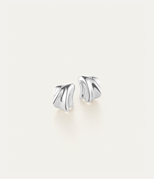 Womens Zoe Earrings in High Polish Silver