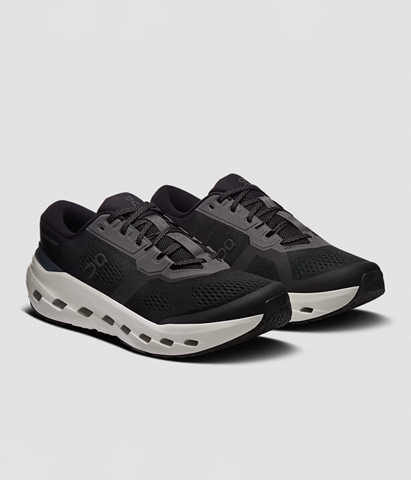 Mens Cloudrunner 3 in Black | Ivory
