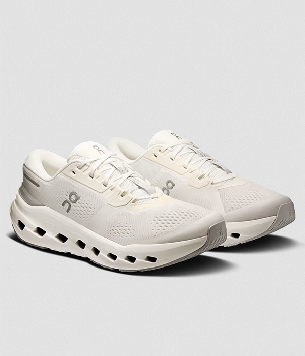 Mens Cloudrunner 3 in White | Glacier