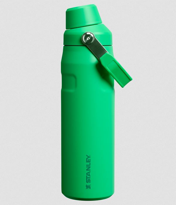 The IceFlow Aerolight Bottle Fast Flow 24 oz / 0.71 L