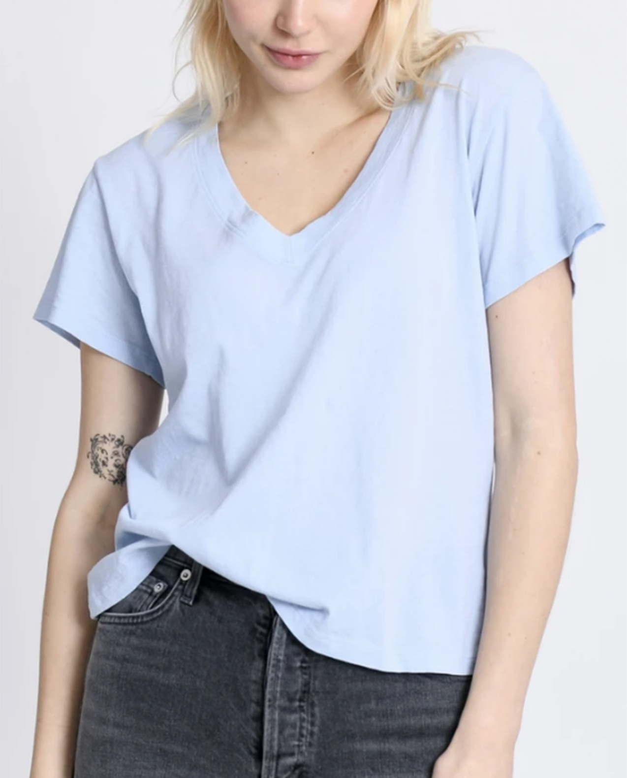 Womens Hendrix Short Sleeve V-Neck