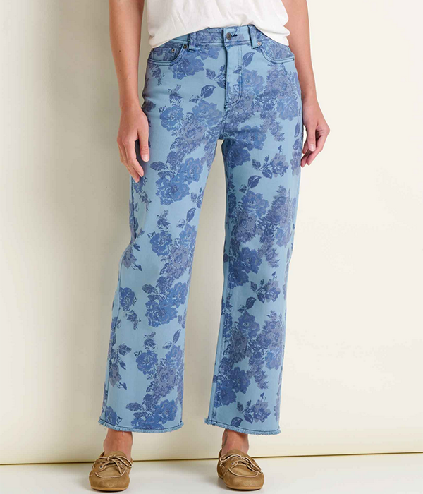Womens Balsam Cutoff Jean