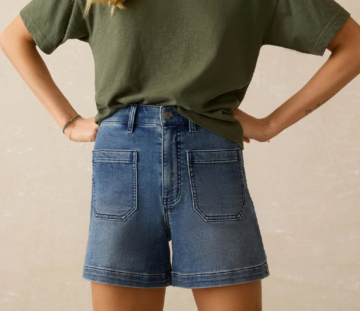 Womens Stretch Terry Patch Pocket Short B