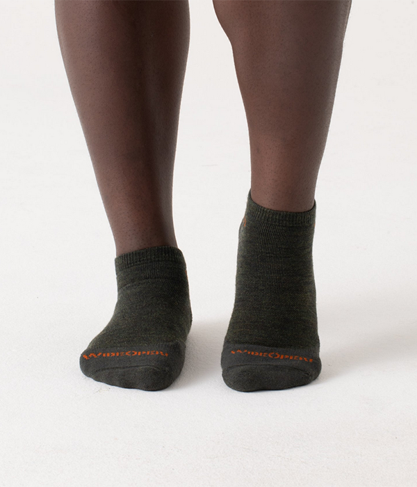 Mens Solid Midweight No Show Sock