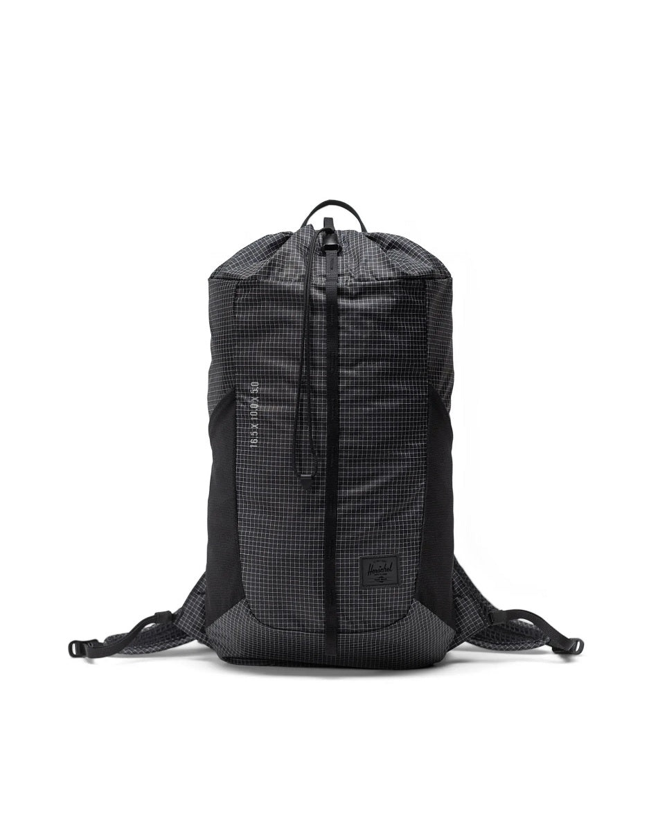 Ultralight Cinch Daypack 14L in Black