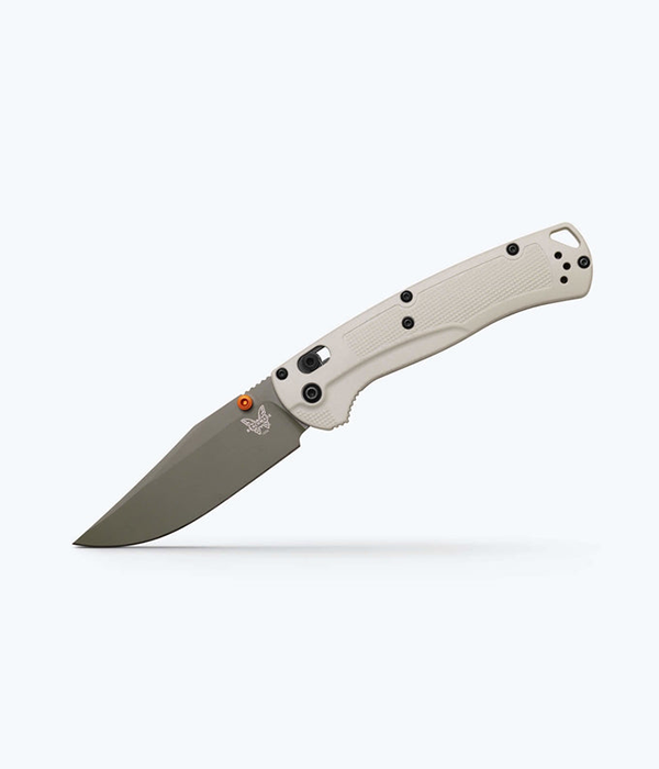 Taggedout, Axs, Clip Point