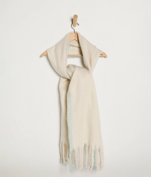 Womens Winter Chill Blanket Scarf