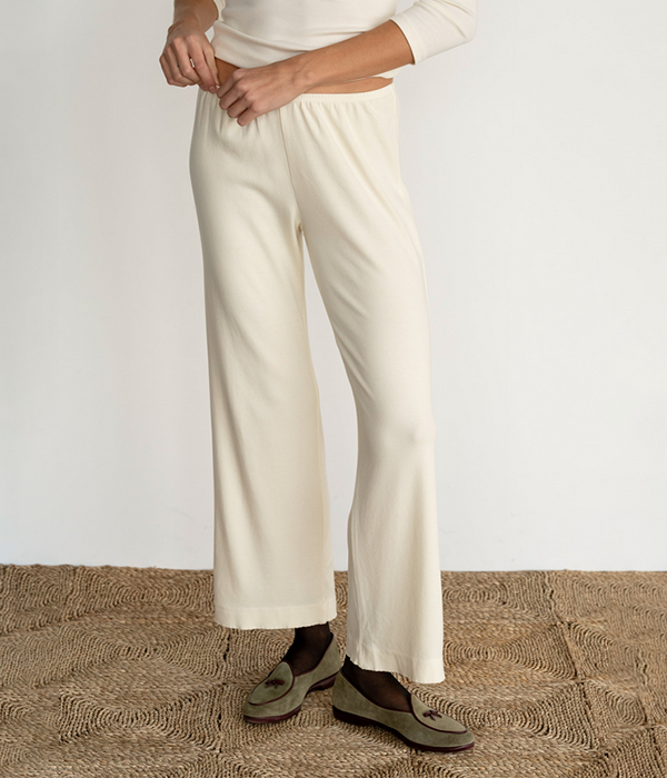 Womens Baby Rib Scallop Pant in Creme
