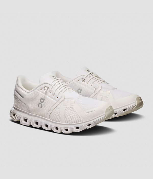 Womens Cloud 6 in White | White