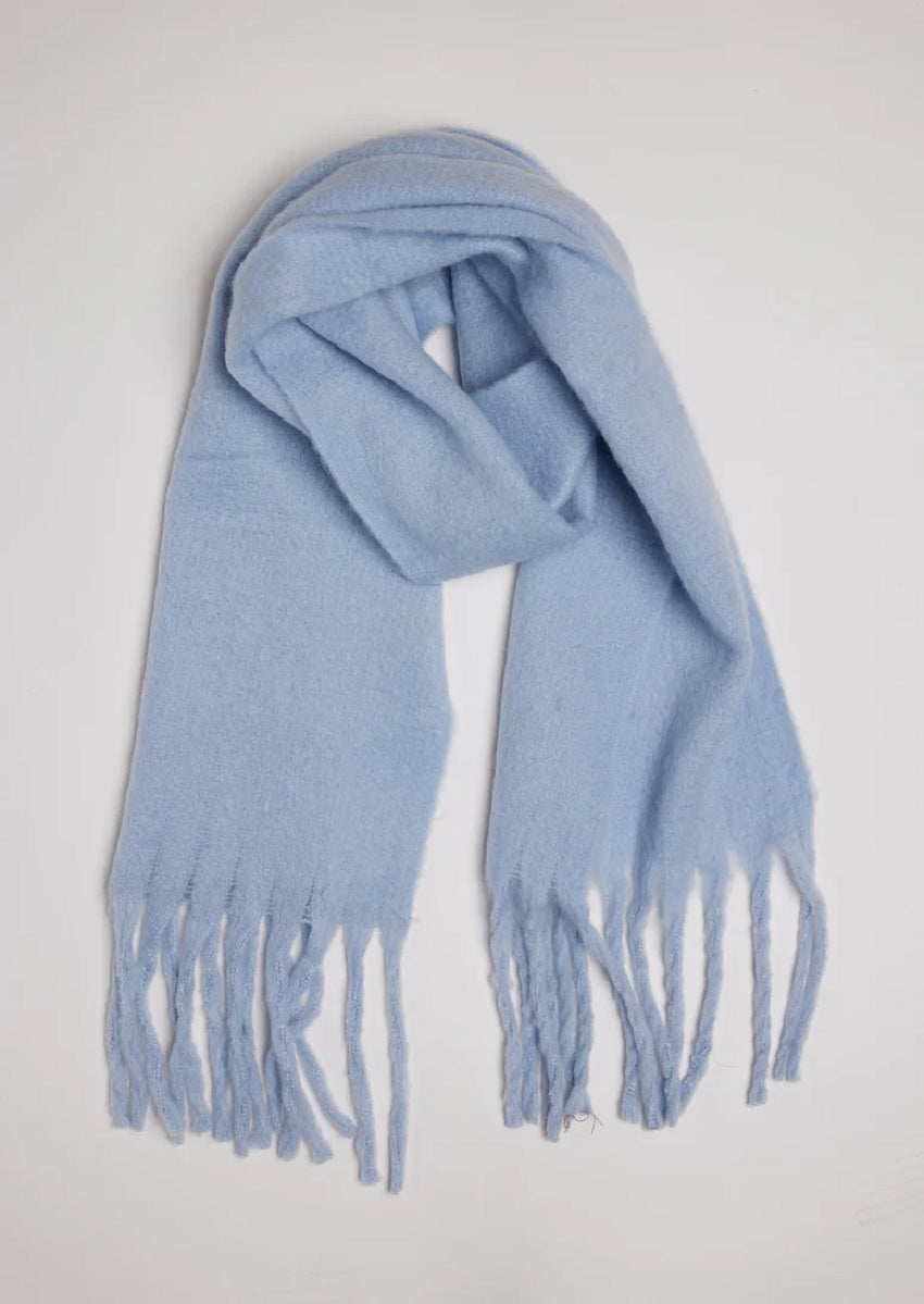 Womens Chic Solid Scarf