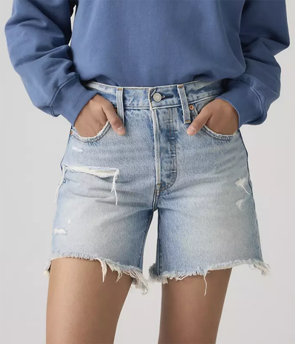 Womens 501 Mid Thigh Short in Got Looks