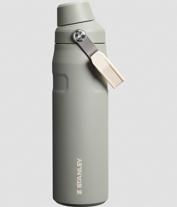 The IceFlow Aerolight Bottle Fast Flow 24 oz / 0.71 L