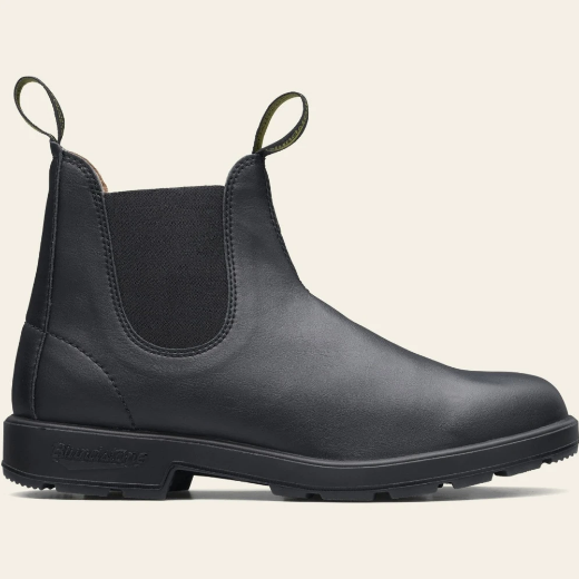Vegan Chelsea Boots in Black
