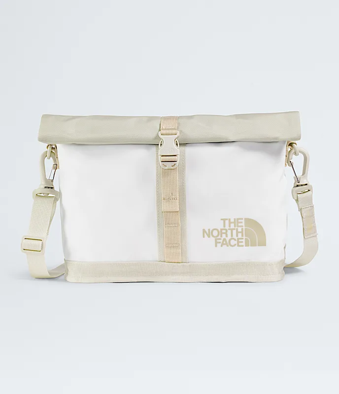 Base Camp Shoulder Bag S25