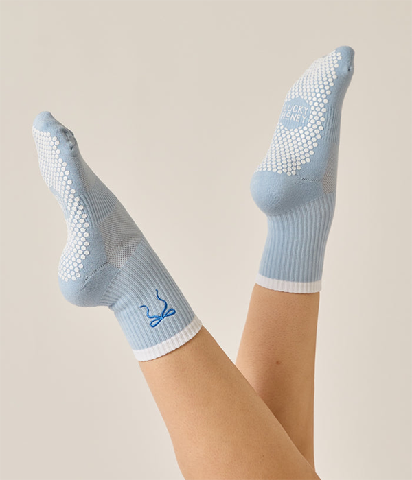 Crew Grip in Baby Blue Bow