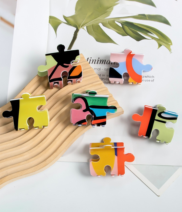 2-Inch Charming Puzzle Piece Hair Claw Dushia
