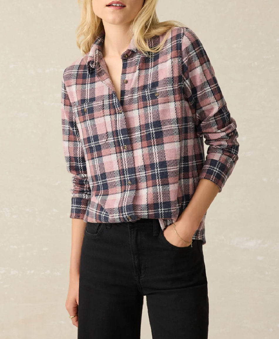 Womens Legend Sweater Shirt B