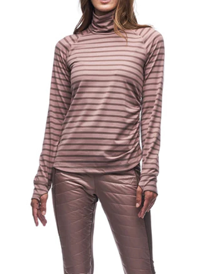 Riga II Turtle Neck Top