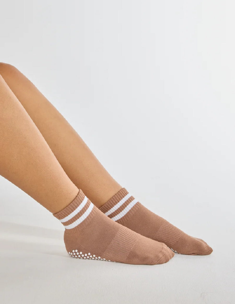 The Boyfriend Sock in Mushroom and White