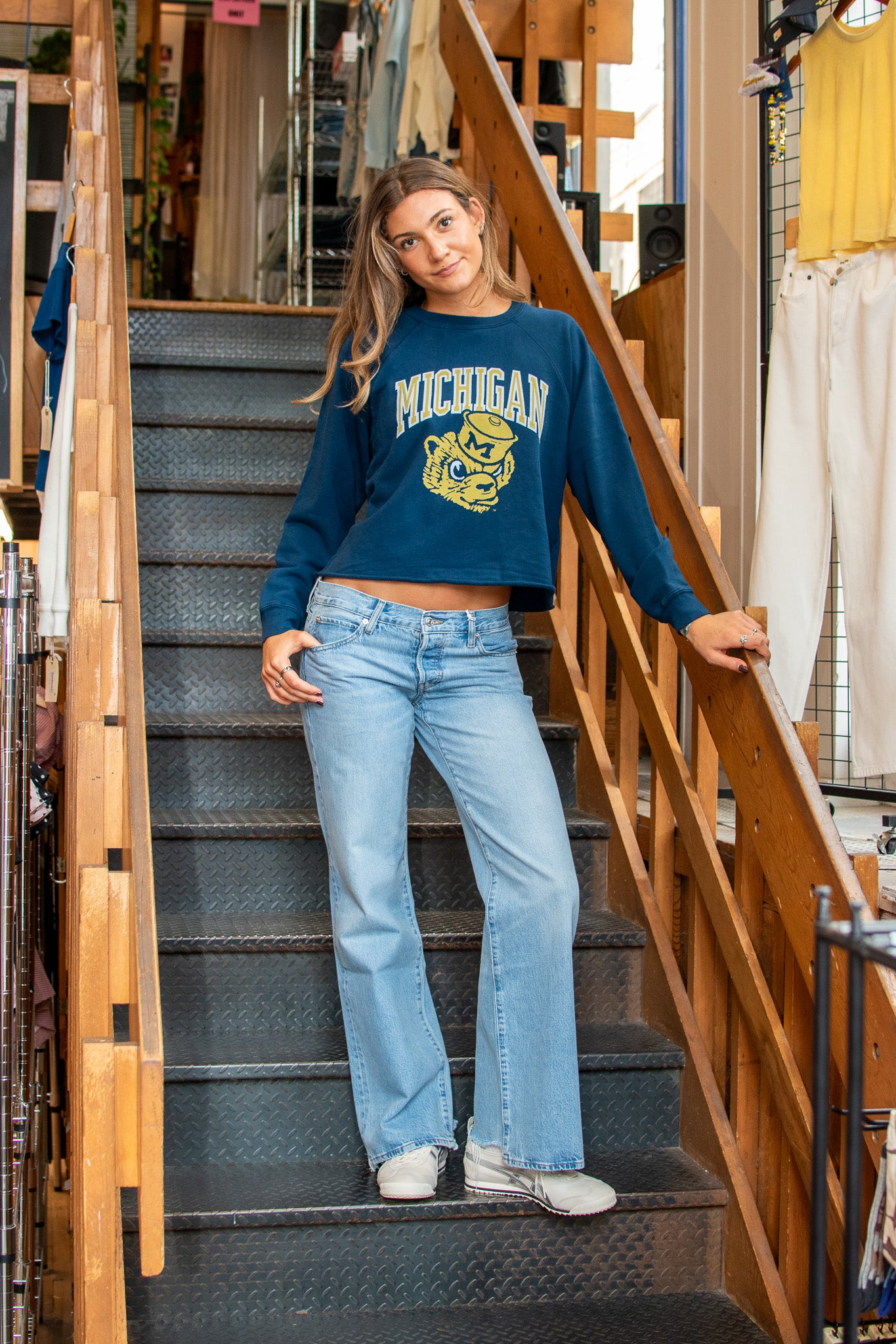 Womens Michigan Wolverines Crop Sweatshirt B