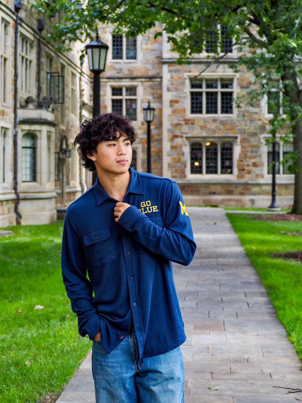 Mens Michigan Legend Sweater Shirt