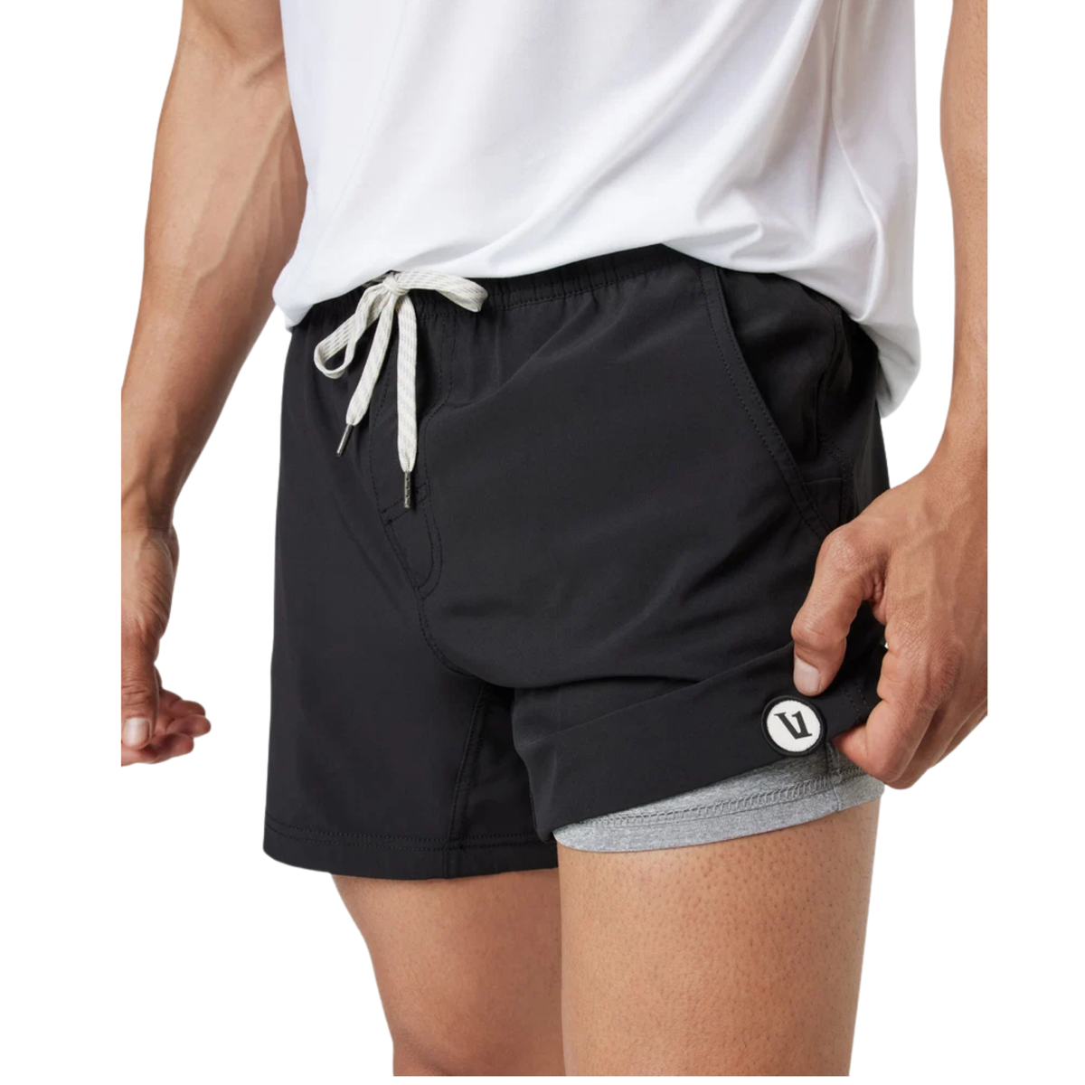 Vuori Kore Short 5"-Black