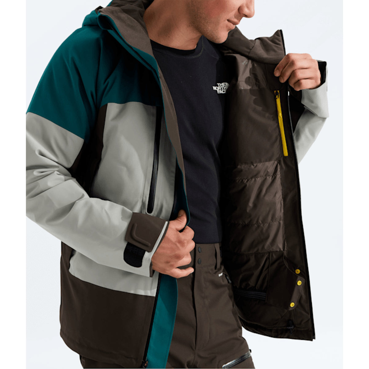 The North Face Mens Chakal Jacket F26