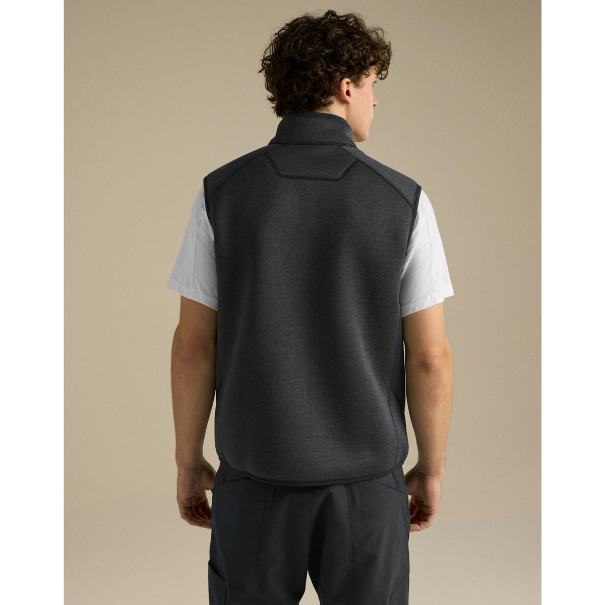 Arcteryx Mens Covert Vest F26 - Black Heather