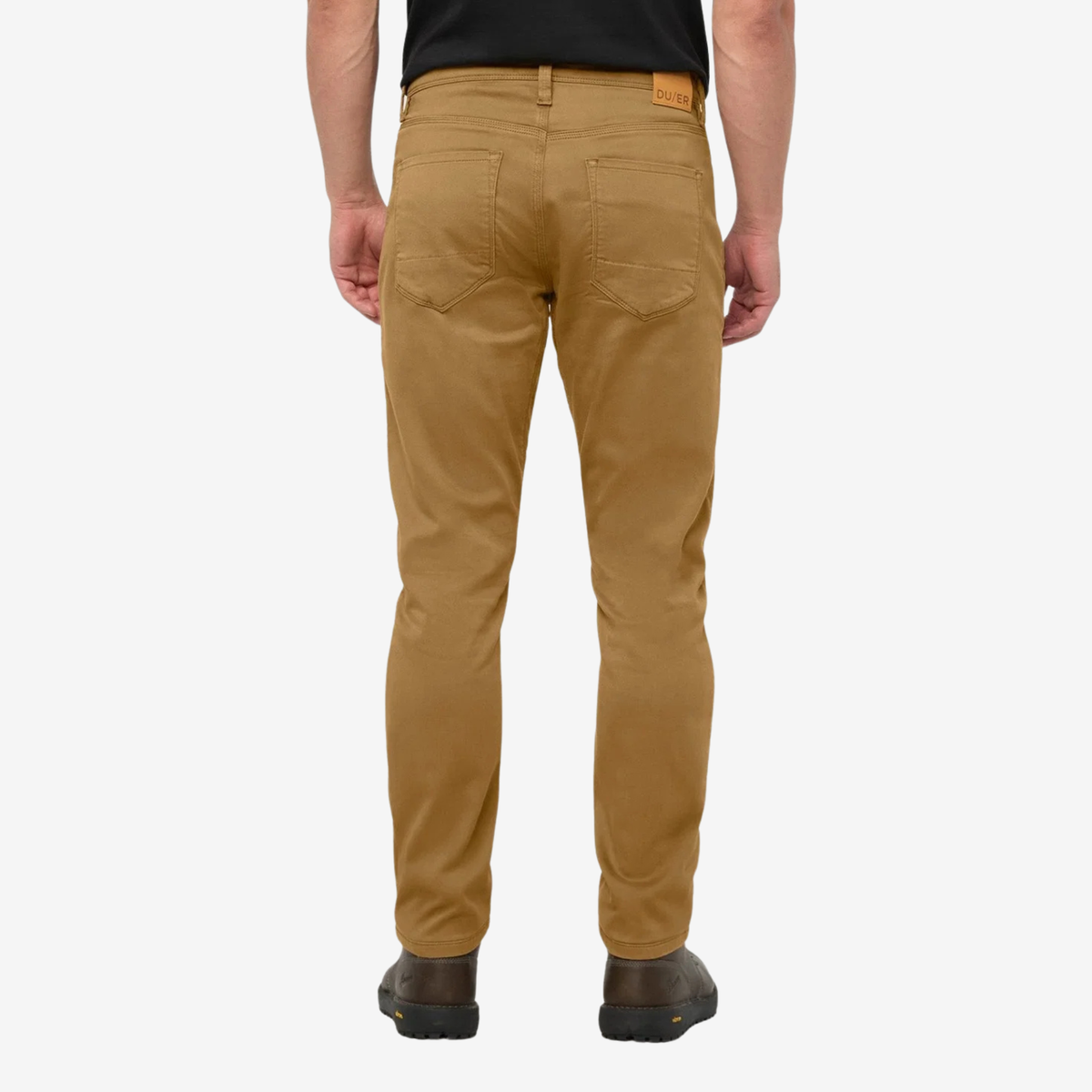 Duer Mens  No Sweat Athletic Taper-Caramel