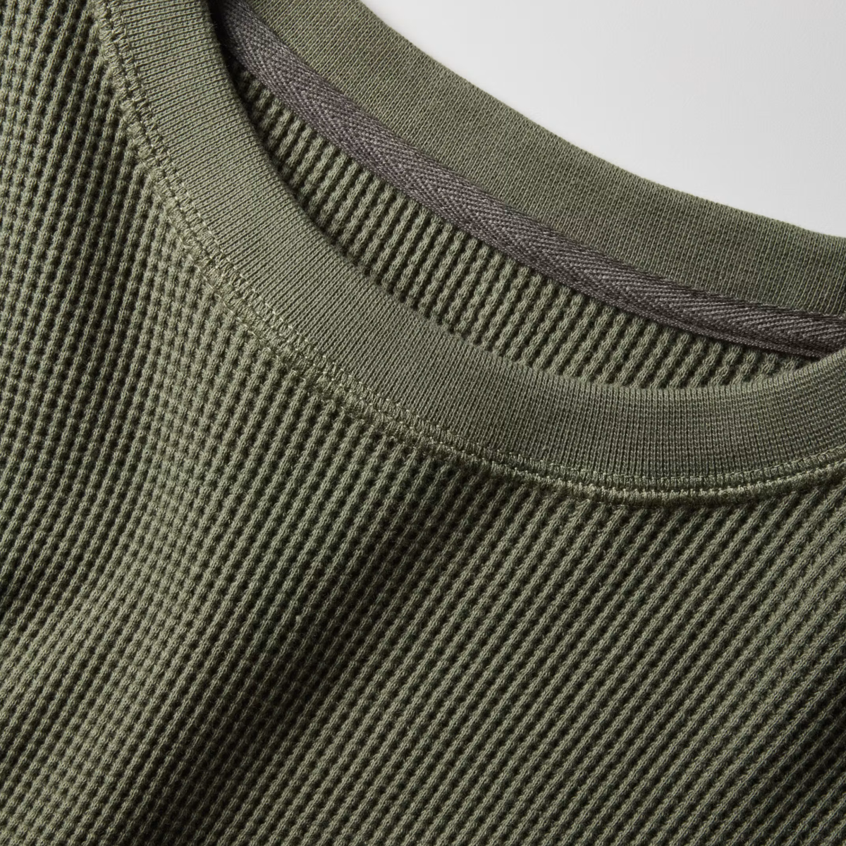 Flint and Tinder Mens Waffle Thermal Crewneck-Clover