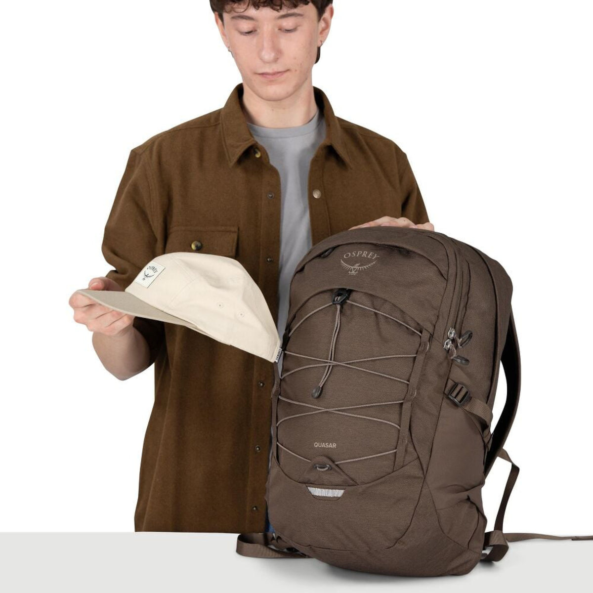 Osprey Quasar in Driftshade Truffle Brown