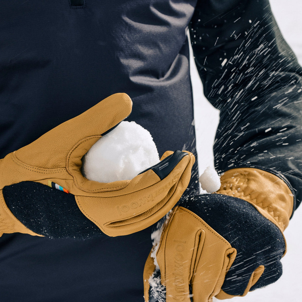 Smartwool Ridgeway Glove - 146_Buck