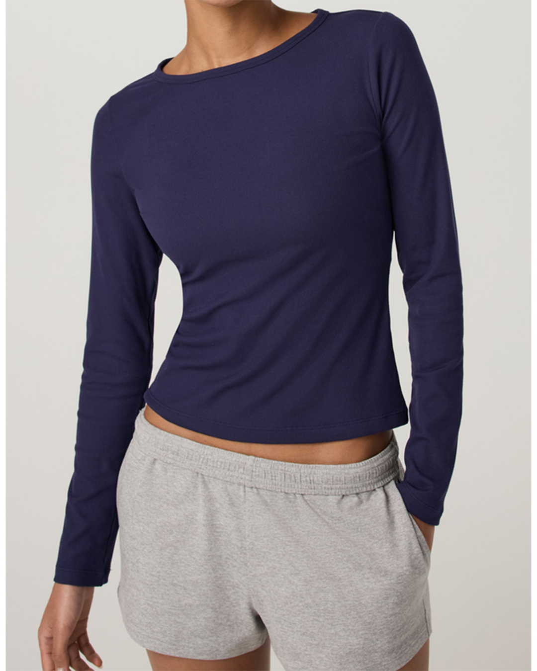 Womens L/S Pose Subtle Scoop