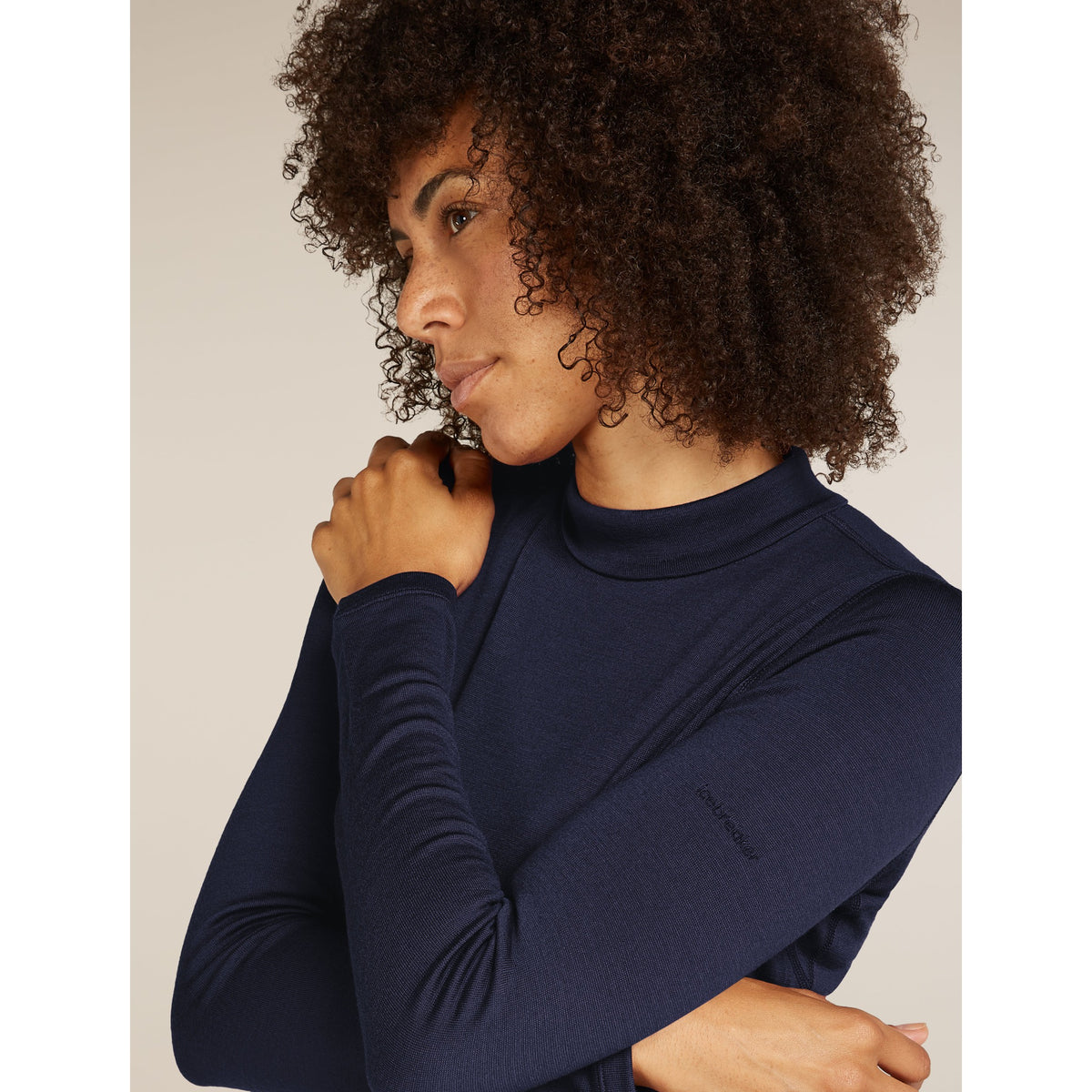 Icebreaker Women 260 Tech LS Turtleneck - Midnight Navy